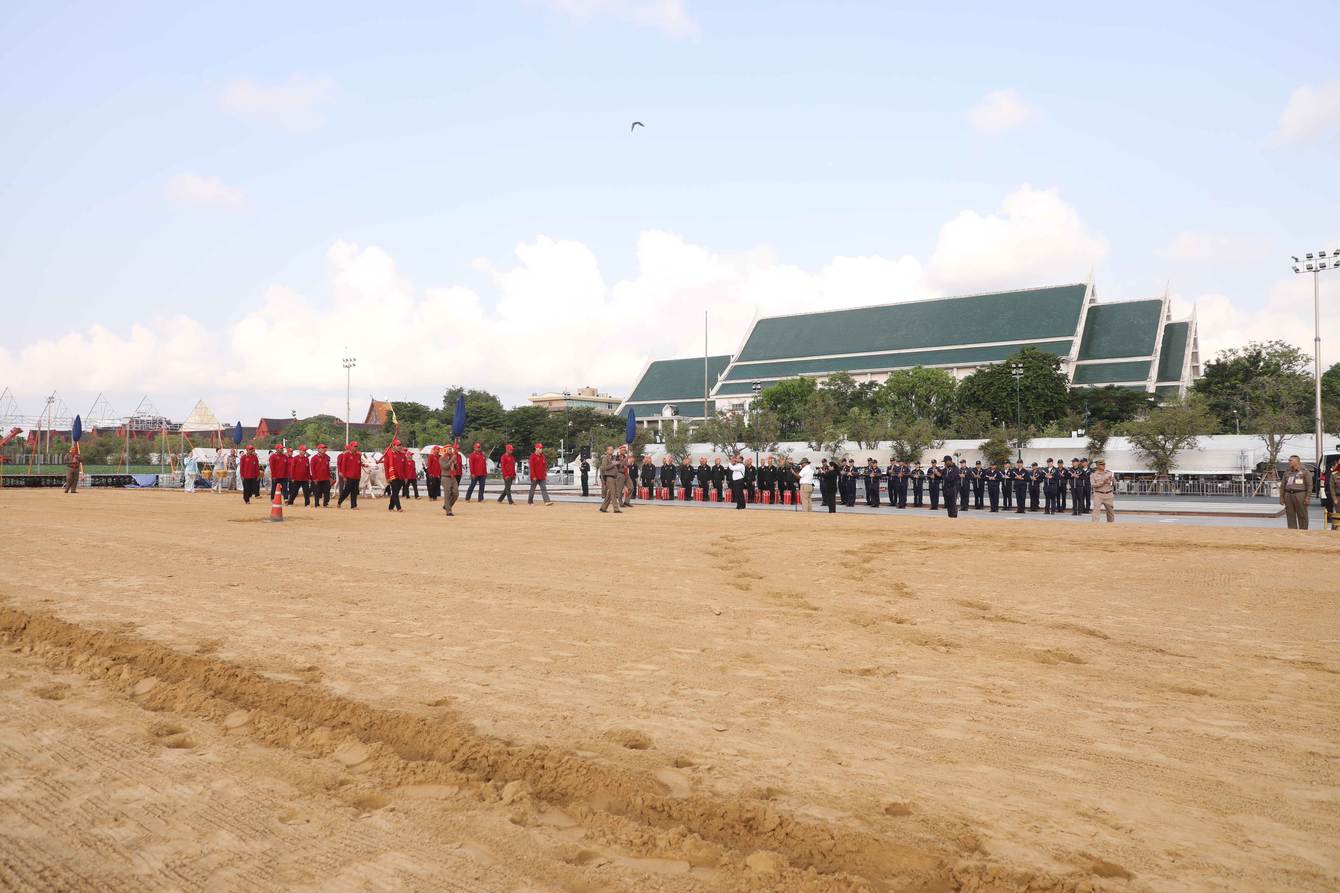 title - ส.ป.ก. ร่วมซ้อมย่อย ครั้งที่ 1 พระราชพิธีพืชมงคลจรดพระนังคัลแรกนาขวัญ ประจำปีพุทธศักราช 2569 